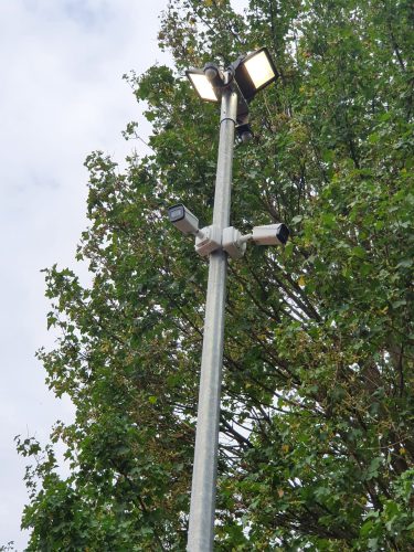 Videoüberwachungs- & Beleuchtungsmast